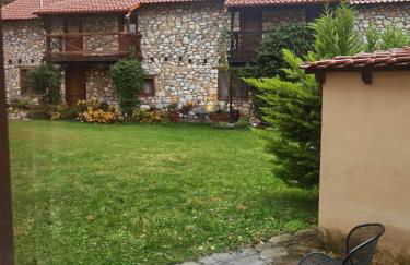 Traditional Stone Cottage in Palio Elatohori - Foto 21