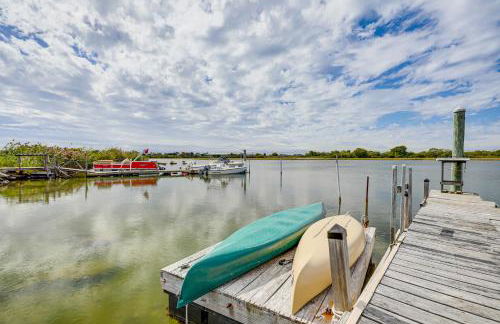Dock and Water Access Charlestown Beach Escape! - Foto 35