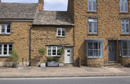 Little House - Photo 24