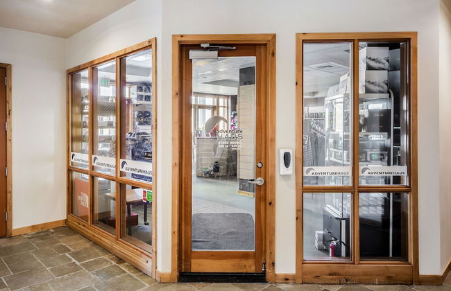 Lake View Ski Chalet - Photo 22