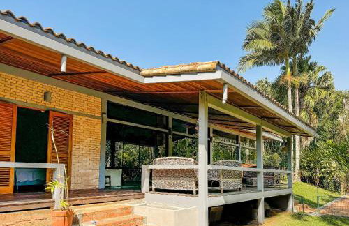 Casa térrea de alto padrão com piscina e cozinha de cinema na Granja Viana - Foto 48