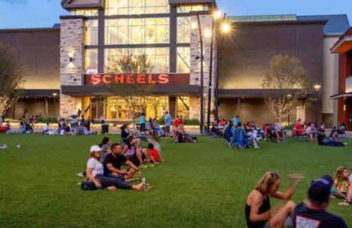 The Castle by the Lake with Pool and Balcony near Grandscape - Foto 111