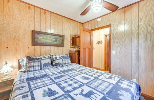 Winter Lake Escape with Access to Ice Fishing! - Foto 21