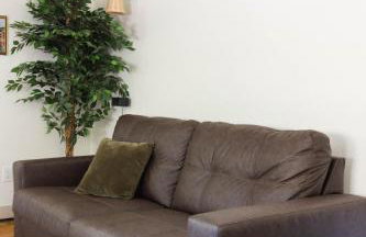 Comfy Home with Game Room & Back Yard - Kid Friendly - Foto 16