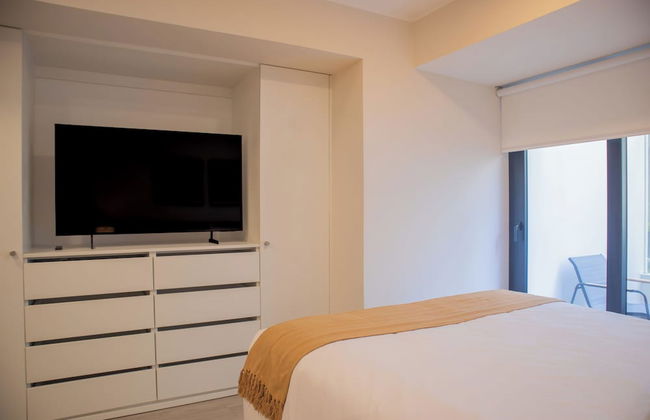 Art by Wynwood House - Photo 38