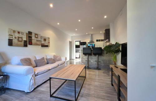 jolie appartement avec piscine - Foto 3