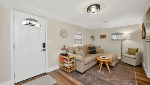 Prime Ames Location 2BR 1BA Near ISU - Foto 1