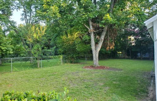 Spacious Centrally Located 3 Bed 2 Bath - Sleeps 8 - Foto 56