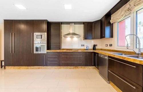 Ohana Luxury Villa with Heated Pool - Foto 9