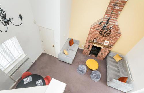 20 Hazelnut Grove · Spacious Contemporary 2-Bed House in York - Pass the Keys - Photo 13
