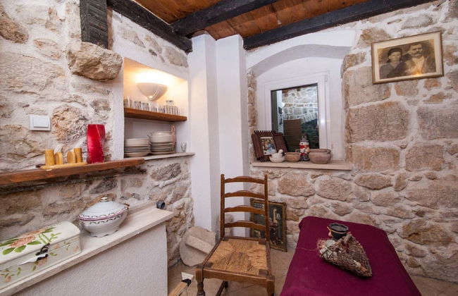 Stone House in Podgora With Sea Views - Photo 11