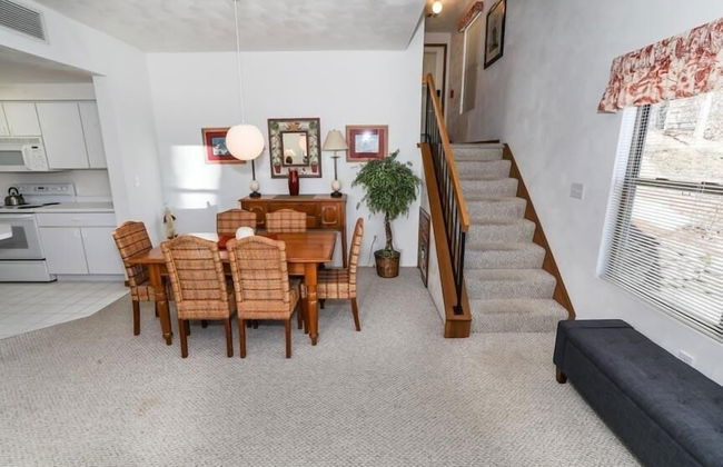 Seven Springs Stonegate 2 Bedroom Condo, Ski-In/Out, Sleeps 8! by RedAwning - Foto 17