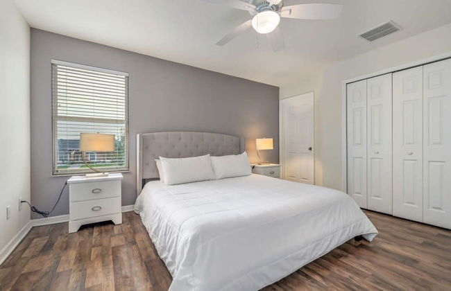 Remodeled Gem - Comfort and Location - Foto 43