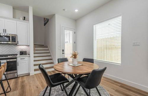 Luxury Home Near Houston Downtown & Medical Center - Photo 2