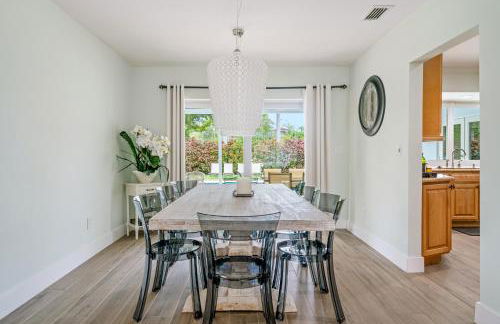 Spacious 4BR/3BA pool home, stylishly decorated - Foto 17