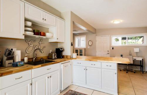 Movie Colony Oasis - Peaceful Walk to Downtown - Foto 81