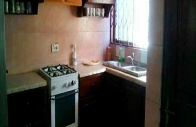 Classy Holiday Villas With Pool in Accra, Ghana - Photo 9