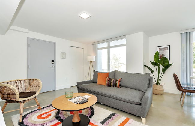 Roami at Grove 27 - Photo 112