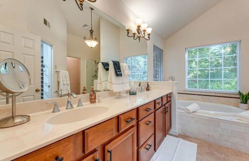 2 Mi to KSU Family Home with Games, Near Parks - Foto 16