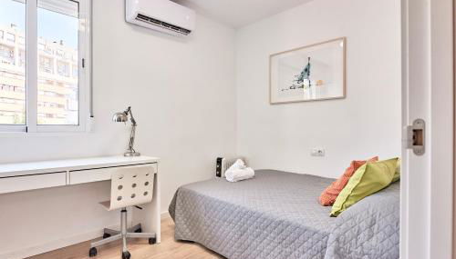 SPACIOUS, SUNNY FLAT BY CITY OF ARTS & SCIENCES - Foto 5