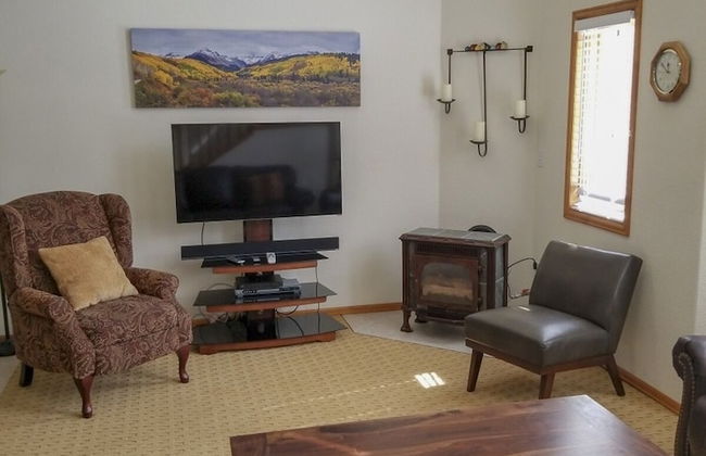 Cascade Three Bedroom Three Bath C03 - Photo 7