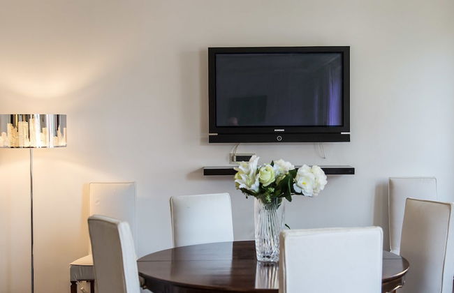 Rental In Rome Ponte Milvio Apartment - Photo 11