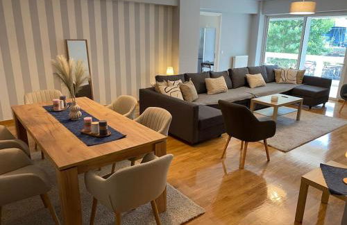 Classy 3BR with 2 Bathrooms Apartment in Marousi - Foto 1