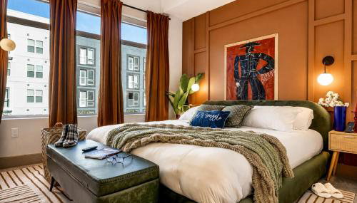 Legacy West | 1BR King | Walk to LegacyHall | Pool - Foto 2