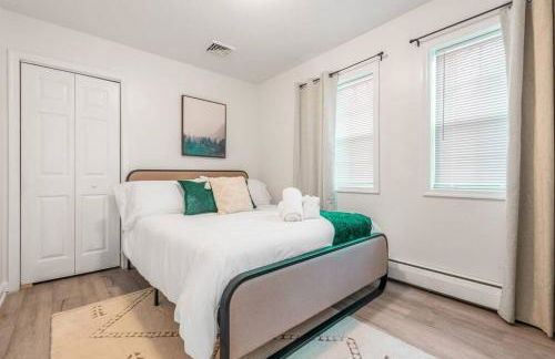 Boho Haven Hideaway - Walk to Pool,Theater,Arcades, Firepit, Lake Access - Foto 47