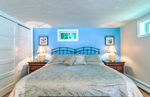 Quaint and Convenient! Cape Cod Apt Near Canal - Foto 15