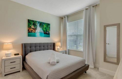 3 bedrooms pool home Hidden Forest - Photo 15