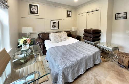 New Construction Modern Luxury Retreat w 6 Beds - Foto 29