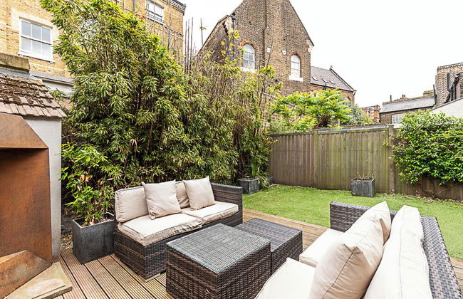 Renovated Historic Home & Garden in City Enclave - Foto 19