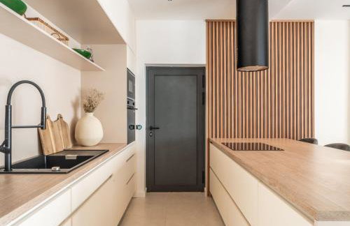 Villa Freedom - Five Bedroom House with Balcony - Foto 9