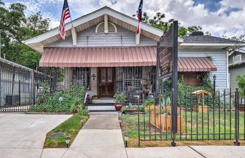 San Antonio Rental w/ Courtyard: Walk to Riverwalk - Foto 1