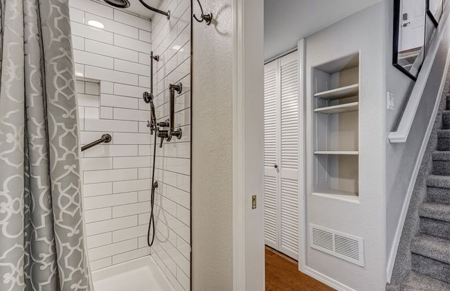 Safari House - Photo 24