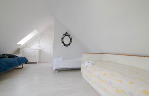 Meerbusch Apartments - 3 Room Apartment with Balcony - 20 Min Messe DUS - Foto 12