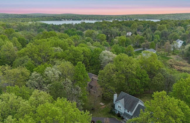 Mountain Hideout by Avantstay Game Room + Deck - Foto 58