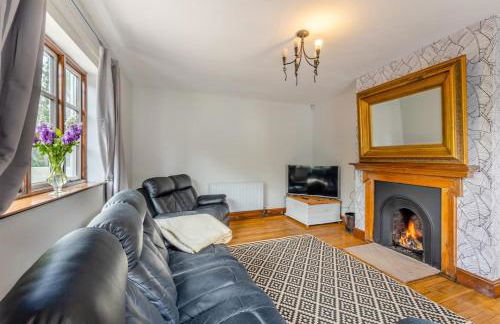 Luxury Country Escape with Hot Tub perfect for Friends and Families - Photo 8