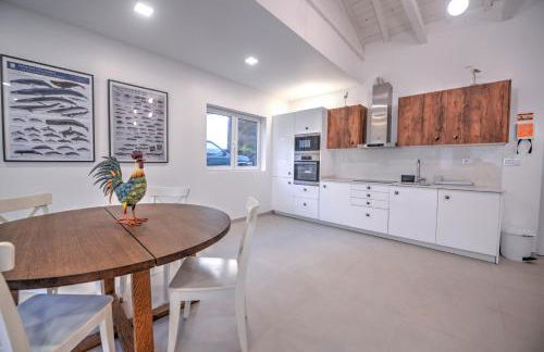 Flores Whale Watch House - Foto 11