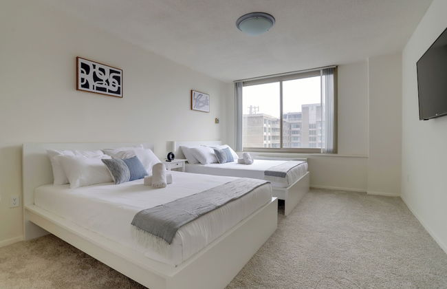 Apartment in the Heart of Crystal City - Photo 5