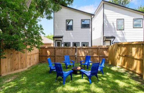 Chic 4BR Getaway Near NRG TMC - Foto 38