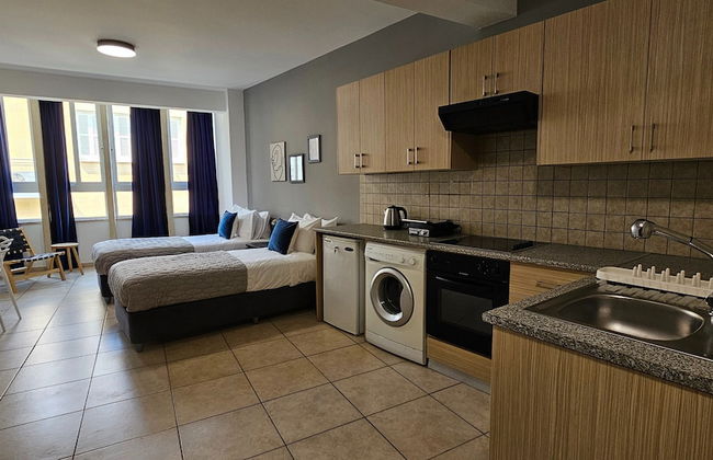 Phaedrus Living: Hoopoe Residencies 105 - Photo 10