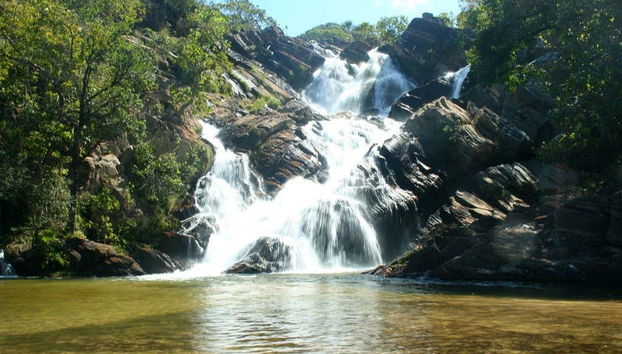 Queda-d'água da cachoeira do Lázaro
