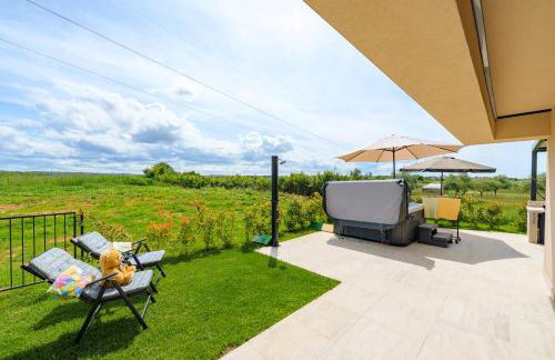 Luxury Apartments BRIGITTA with whirlpool in Umag - Photo 33