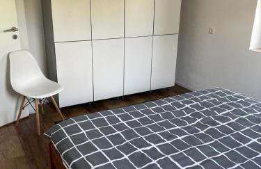 Bungalow in ruhiger Siedlung mit Terrasse und Stellplatz - Foto 10