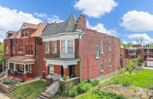 Cozy Historic Forest Park Entire Home @The Grove - Foto 22