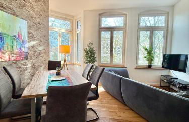 Modernes City-Apartment mit Blick in den Park und 2 Bäder H9 - Photo 2