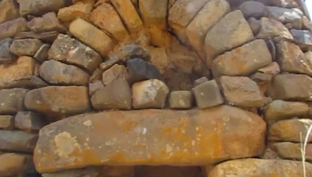 Chullpa funéraire de Collormayo