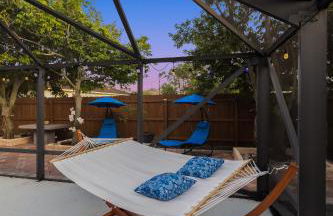 Fantasy Resort OMG PoolWaterfall outdoorKitchn Gym - Foto 41